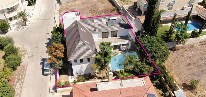 Villa in Nicosia zu verkaufen