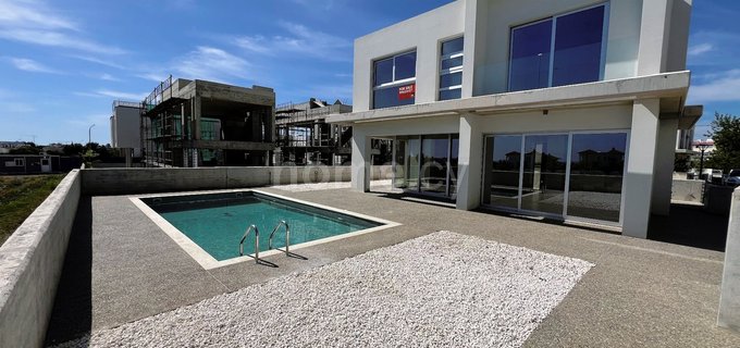 Villa in Ayia Triada zu verkaufen