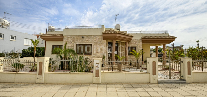 Villa for sale in Paralimni