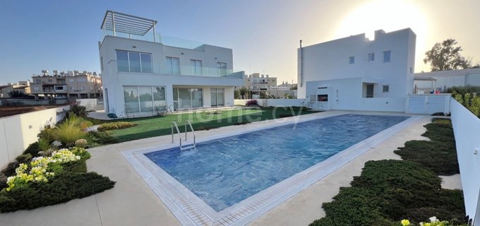 Villa a la venta en Paralimni