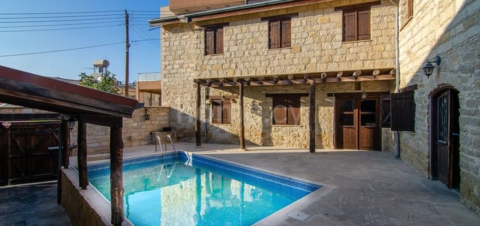 Villa à louer à Limassol