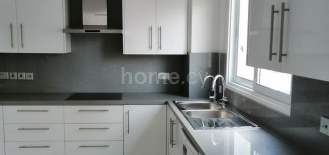 Top floor apartment to rent in Nicosia