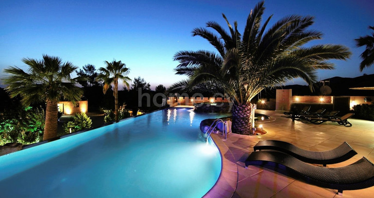 Βίλα προς πώληση - Λάρνακα