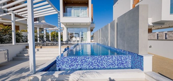 Villa in Ayia Napa zu verkaufen