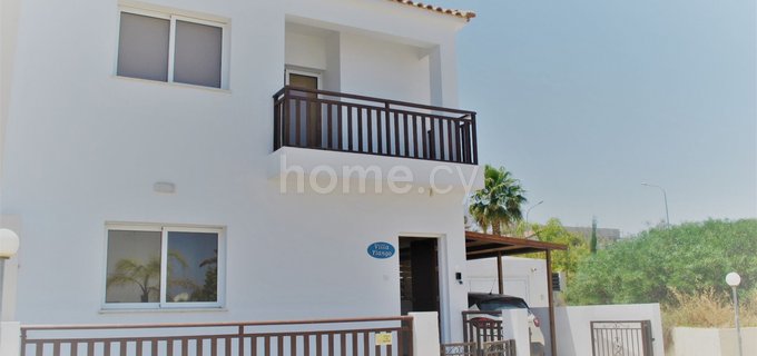 Villa to rent in Pernera
