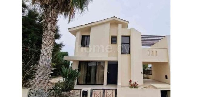 Villa for sale in Larnaca