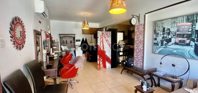 Apartamento en la planta baja a la venta en Larnaca