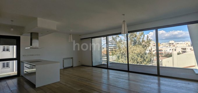 Lägenhet på högst våning att hyra i Nicosia
