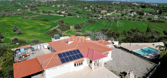 Bungalow in Larnaca zu verkaufen