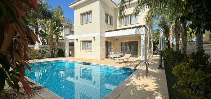 Villa a la venta en Protaras