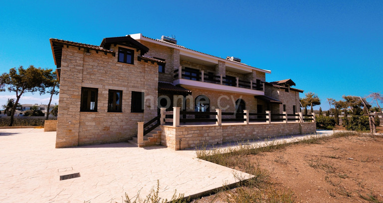 Villa till salu i Larnaca