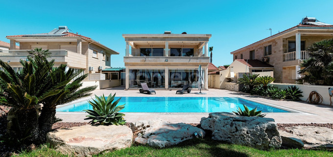 Βίλα προς πώληση - Λάρνακα