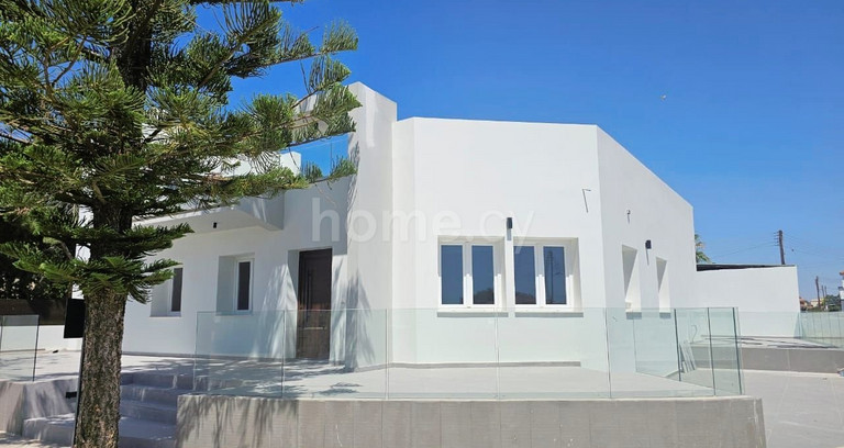 Bungalow a la venta en Larnaca