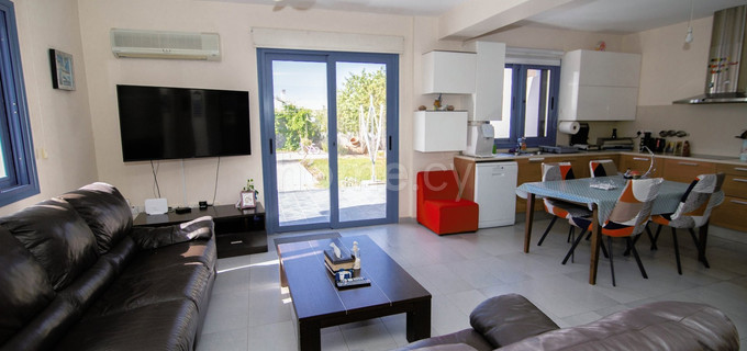 Εφαπτόμενη μονοκατοικία προς πώληση - Λάρνακα