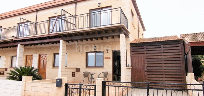 Townhouse for sale in Liopetri