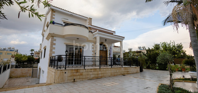 Villa till salu i Larnaca