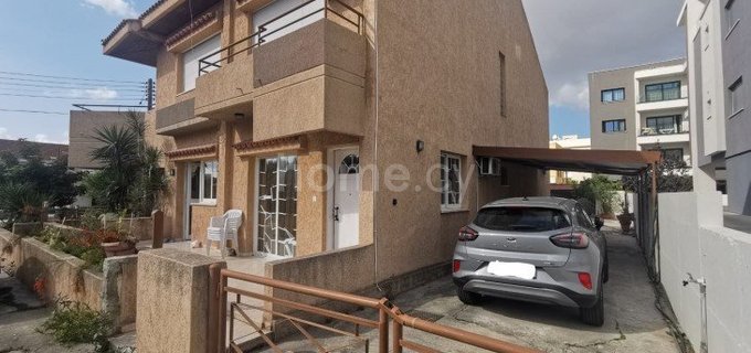 Смежный дом на продажу в Лимассол