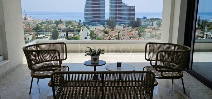 Apartamento en la planta superior para alquilar en Limassol