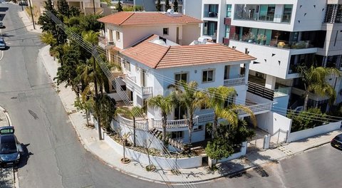 Maison mitoyenne à vendre à Limassol
