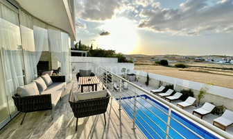 Villa for sale in Larnaca