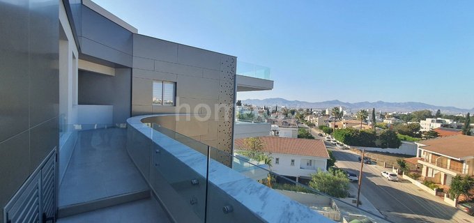 Lägenhet på högst våning att hyra i Nicosia