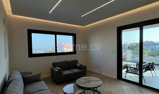 Apartamento en la planta baja para alquilar en Limassol