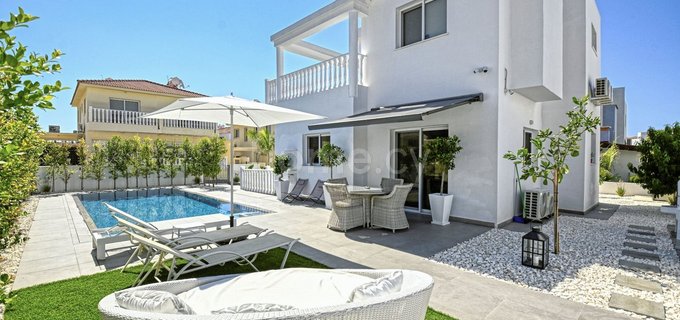 Villa till salu i Ayia Napa