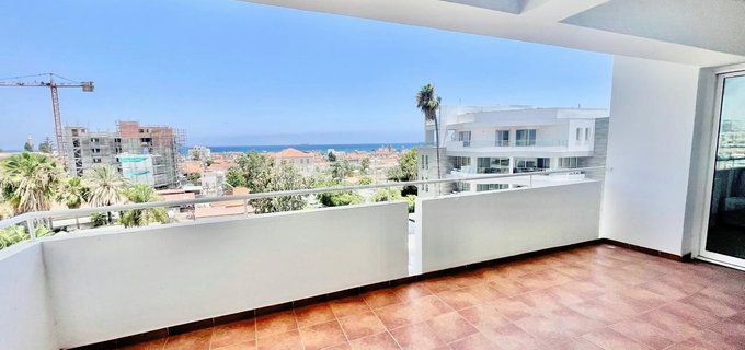 Appartement au dernier étage à louer à Larnaca