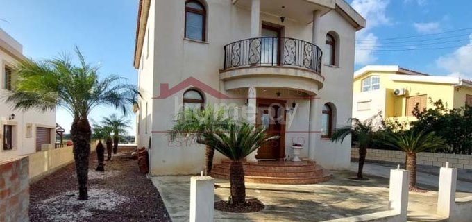 Villa à vendre à Larnaca