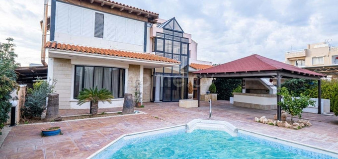 Villa a la venta en Paralimni