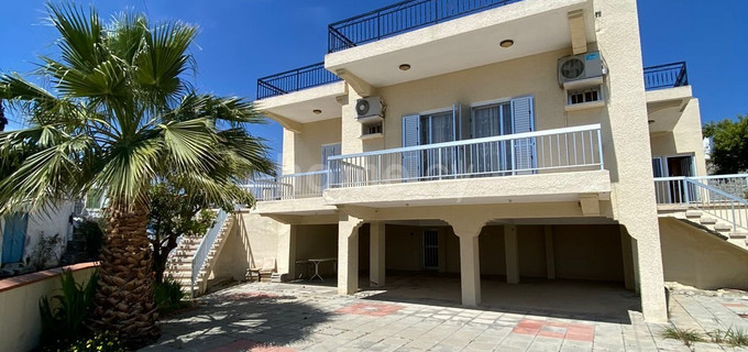 Villa for sale in Larnaca