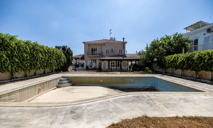 Villa a la venta en Larnaca