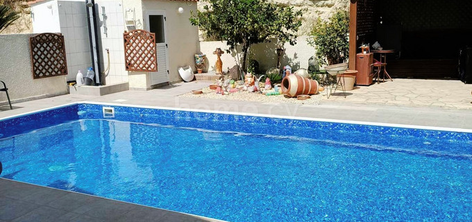 Bungalow a la venta en Paphos