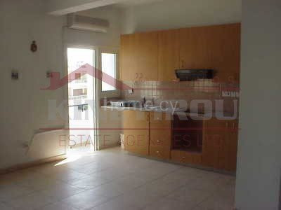 Appartement au rez-de-chaussée à louer à Larnaca