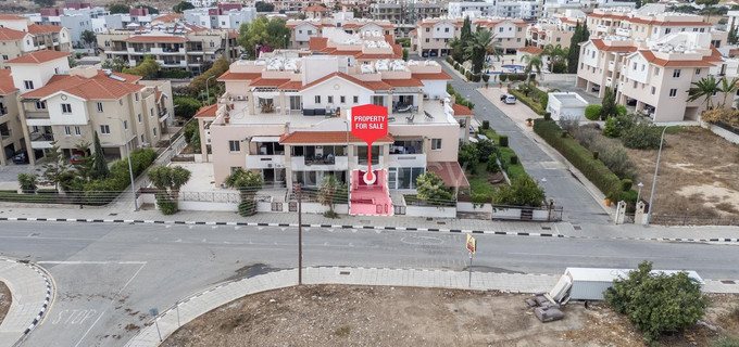 Apartamento en la planta baja a la venta en Larnaca