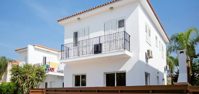 Villa a la venta en Pernera