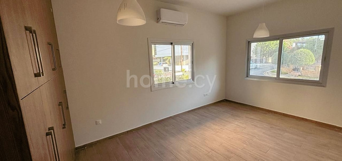 Apartamento en la planta baja para alquilar en Nicosia