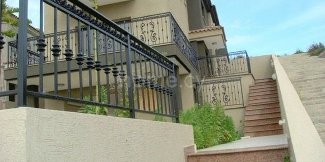 Villa to rent in Limassol