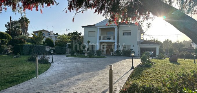 Villa to rent in Limassol