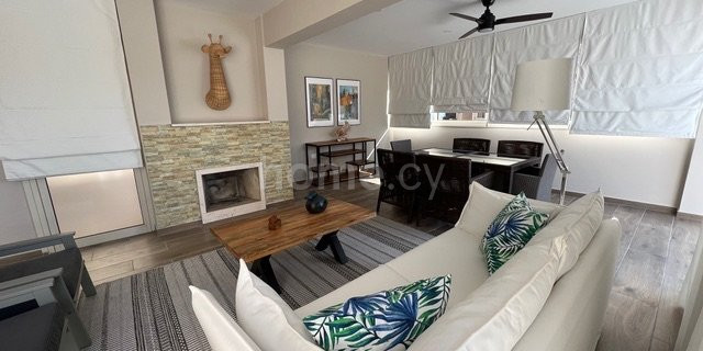 Penthouse apartment to rent in Limassol