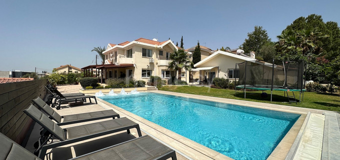 Villa in Limassol zu vermieten