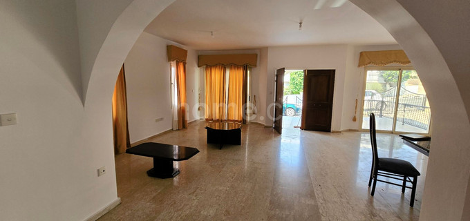 Villa to rent in Limassol