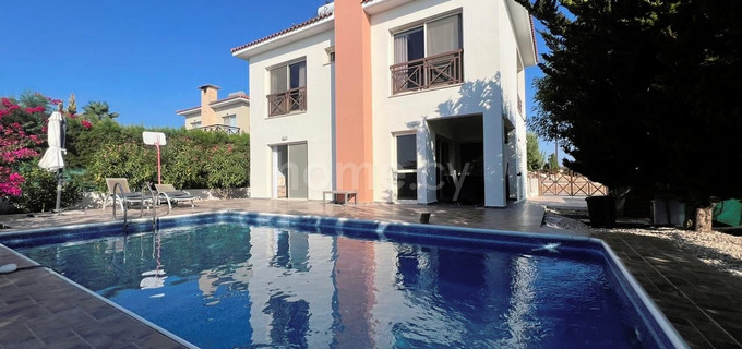 Villa to rent in Limassol