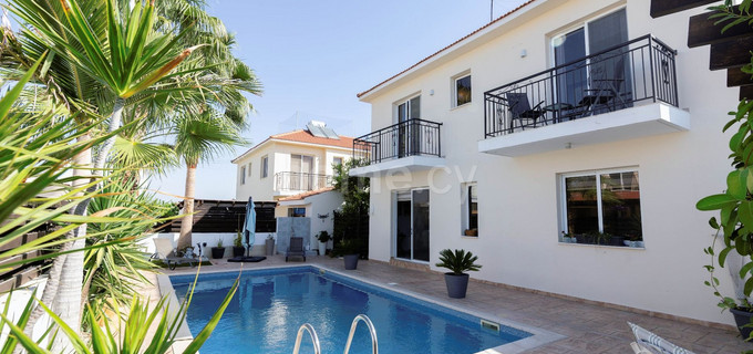 Villa a la venta en Larnaca