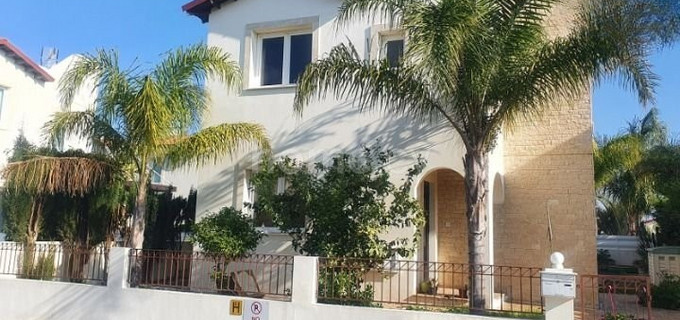 Villa a la venta en Protaras