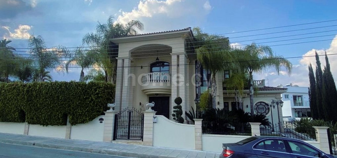 Villa in Nicosia zu verkaufen