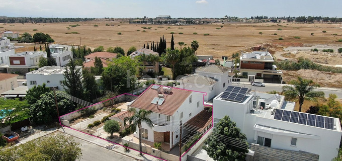 Villa in Nicosia zu verkaufen