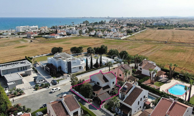 Villa à vendre à Larnaca