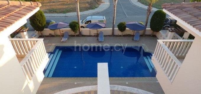 Appartement au dernier étage à vendre à Larnaca