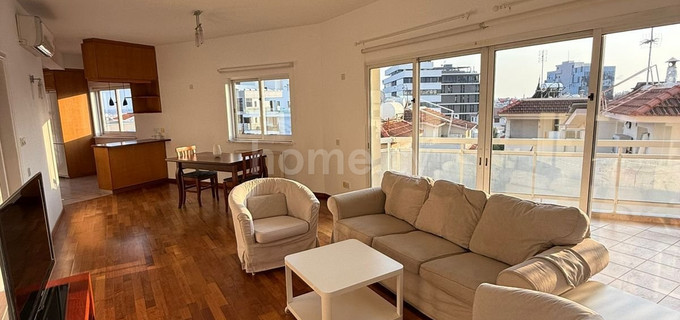 Apartamento en la planta superior para alquilar en Limassol